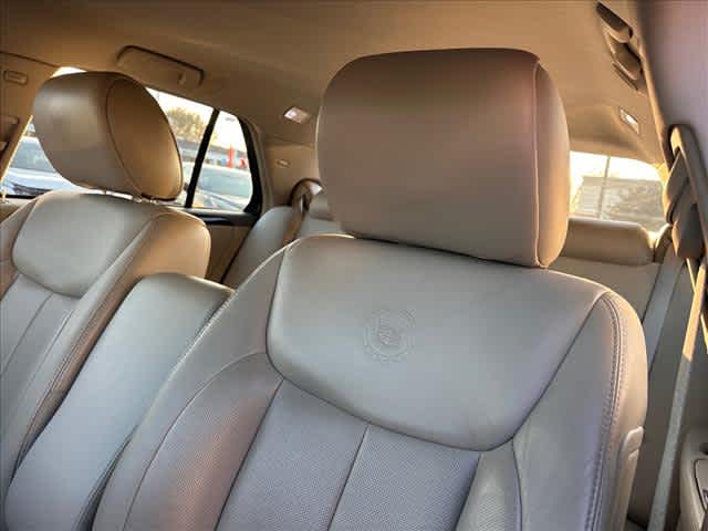 2009 Cadillac DTS w/1SB