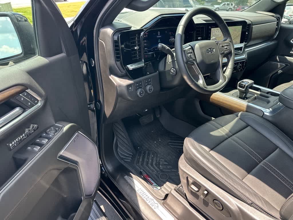 2025 Chevrolet Silverado 1500 High Country
