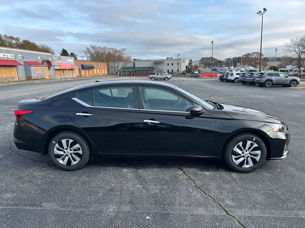 2025 Nissan Altima S