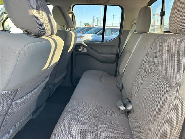 2015 Nissan Frontier SV