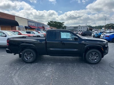 2025 Nissan Frontier SV