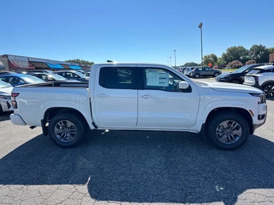 2025 Nissan Frontier SV