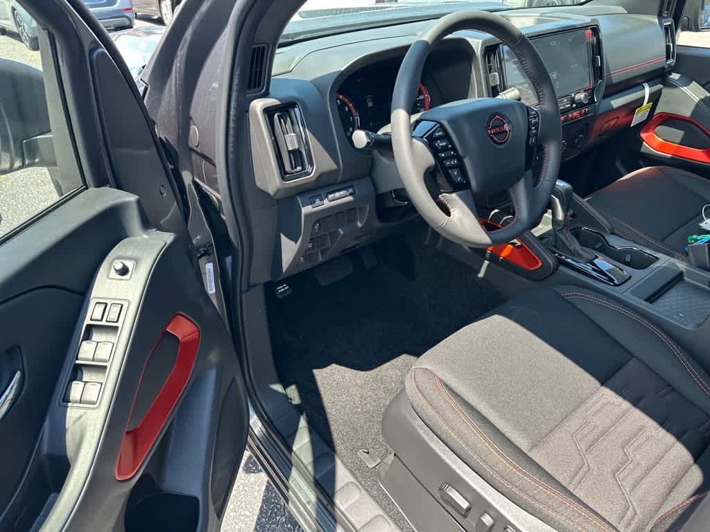 2025 Nissan Frontier PRO-X