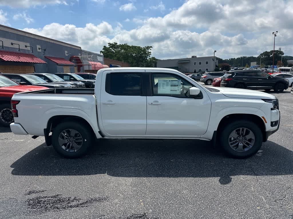 2025 Nissan Frontier SV