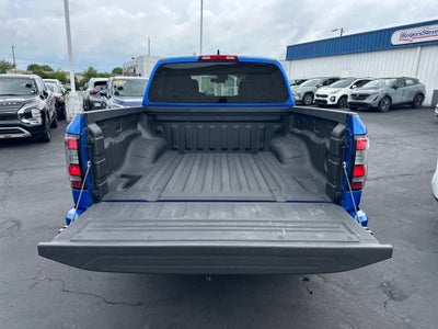 2024 Nissan Frontier SV