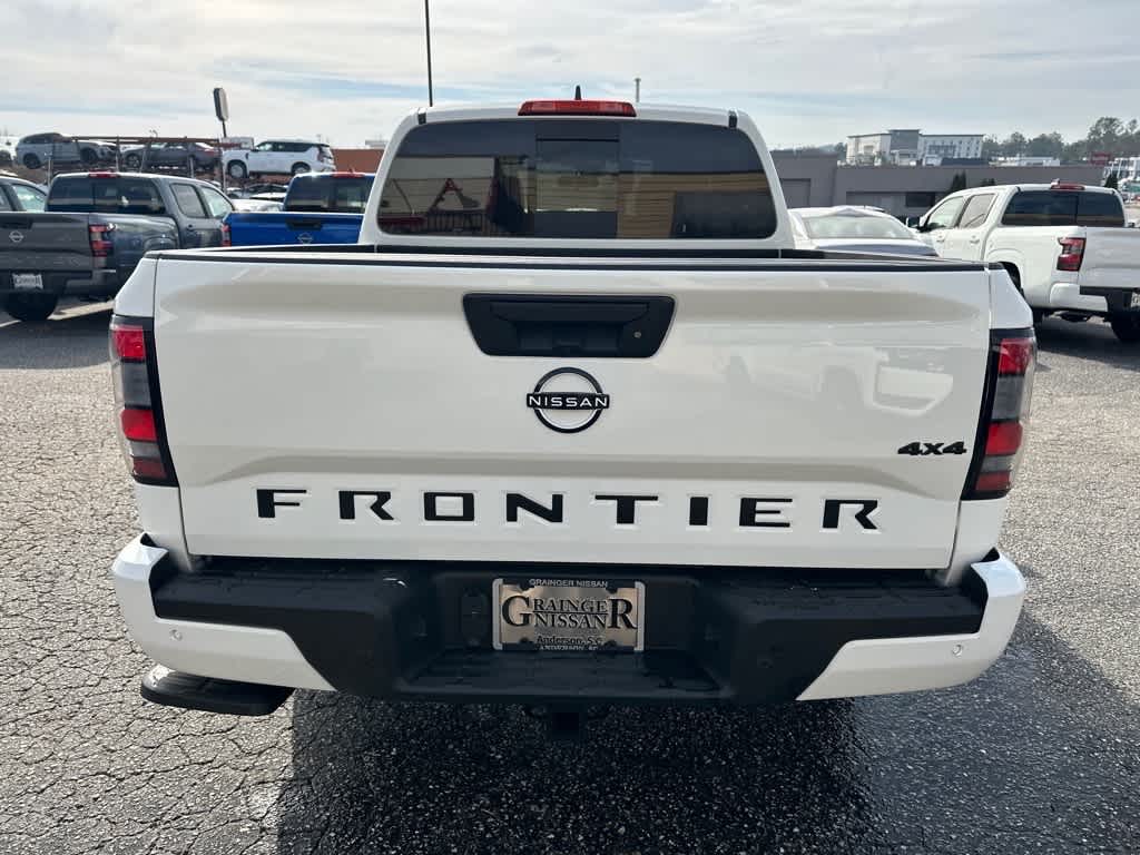 2026 Nissan Frontier SV