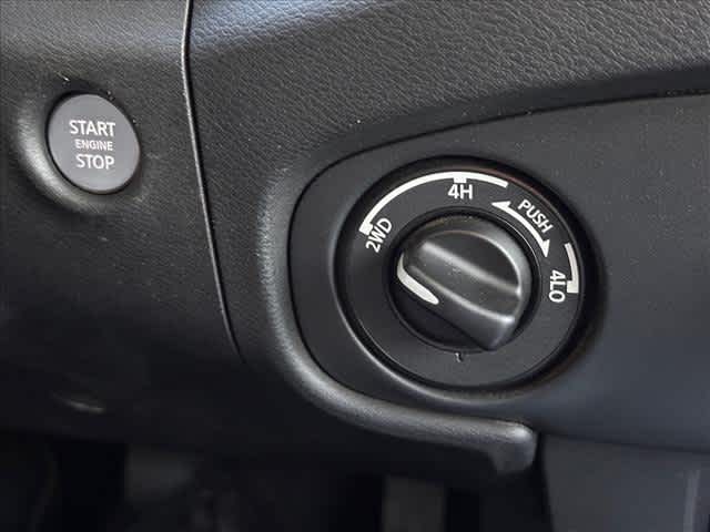 2022 Nissan Frontier S