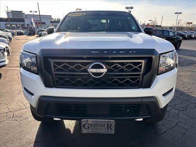 2022 Nissan Frontier S