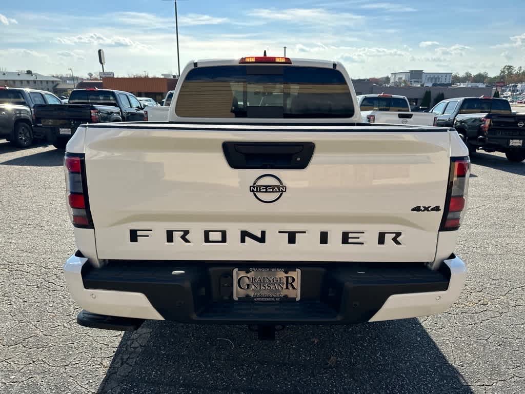 2026 Nissan Frontier SV