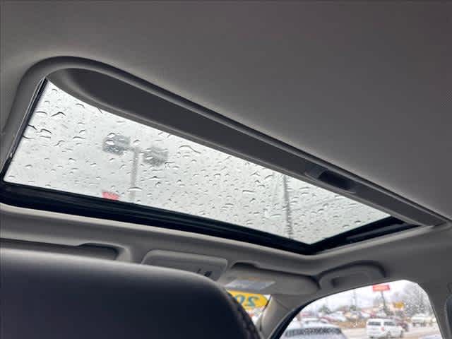 2025 Nissan Frontier SL