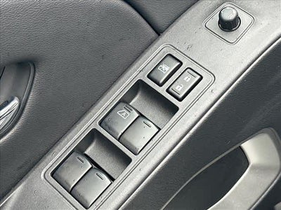 2025 Nissan Frontier SL