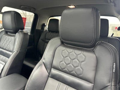 2025 Nissan Frontier SL