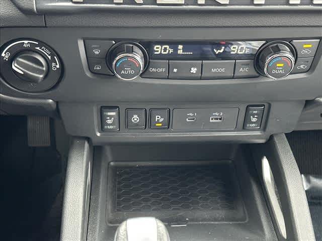 2025 Nissan Frontier SL