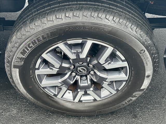 2025 Nissan Frontier SL