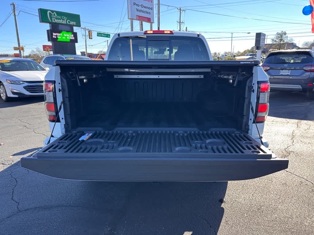 2023 Nissan Frontier SV