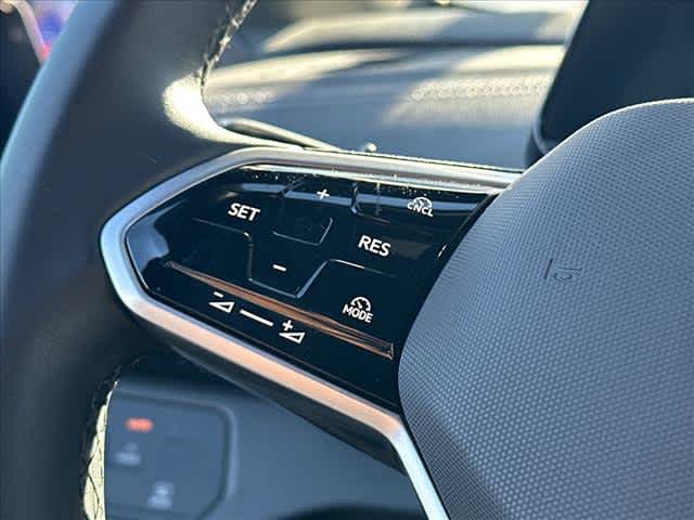 2024 Volkswagen ID.4 Pro