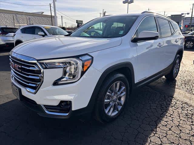 2022 GMC Terrain SLT