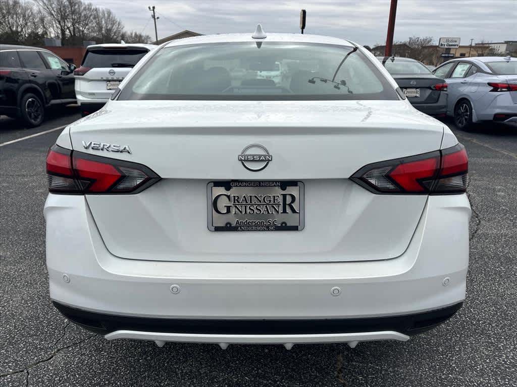 2025 Nissan Versa SV