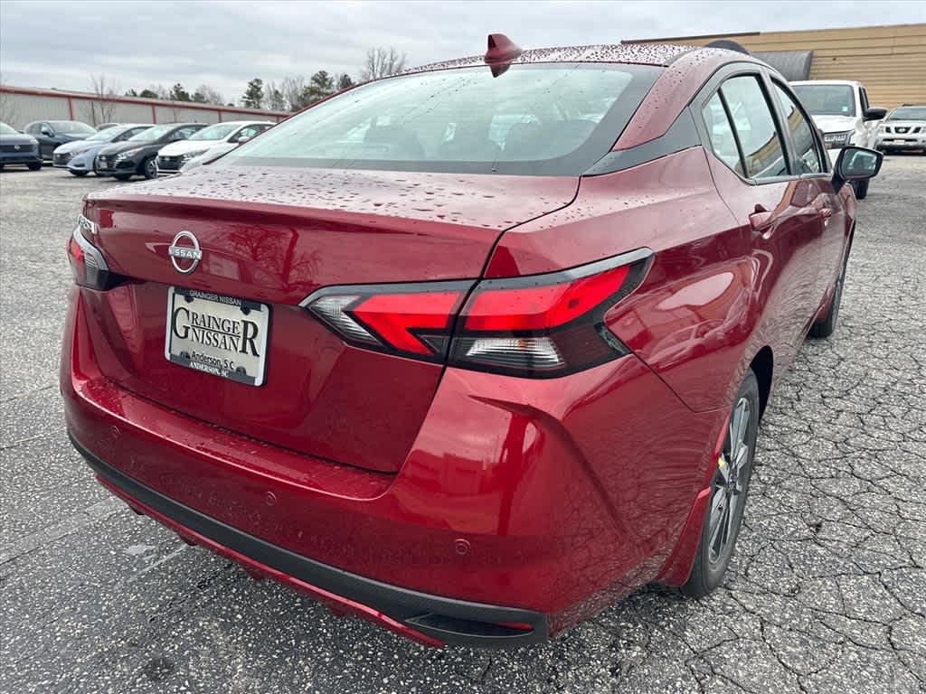 2025 Nissan Versa SV