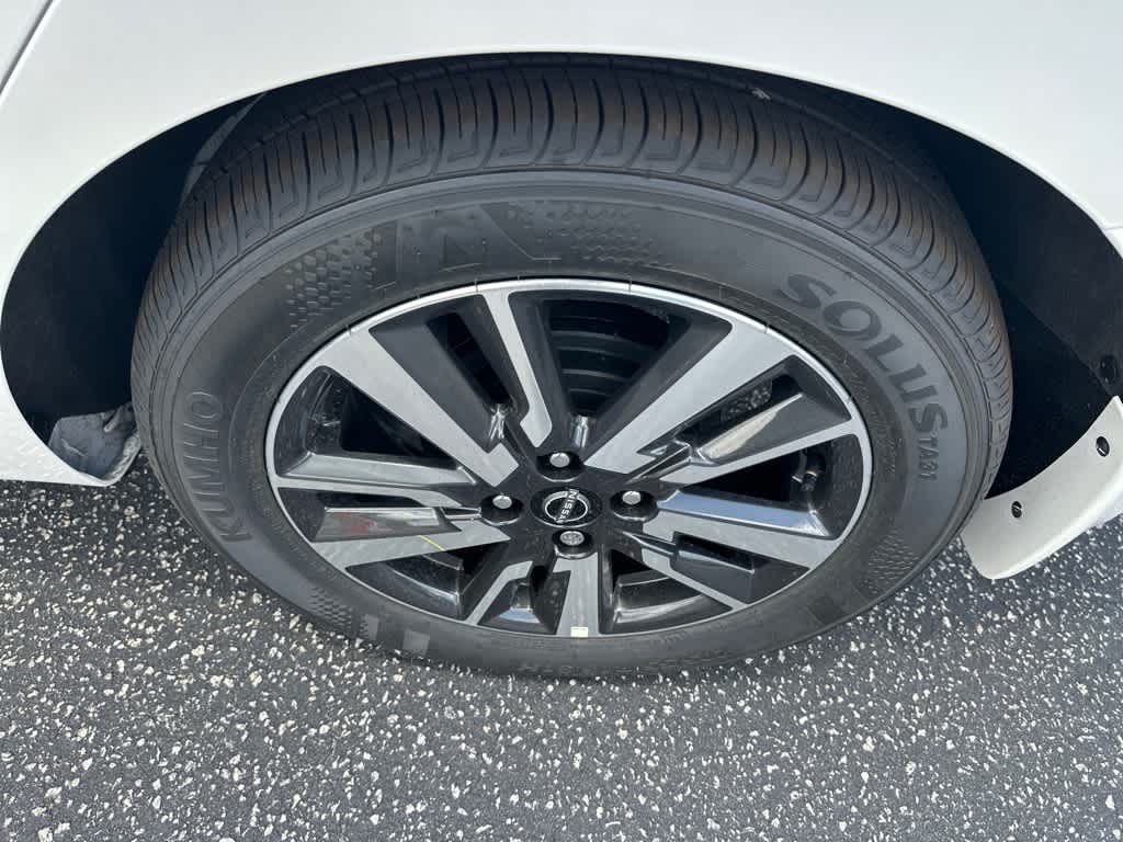 2025 Nissan Versa SV