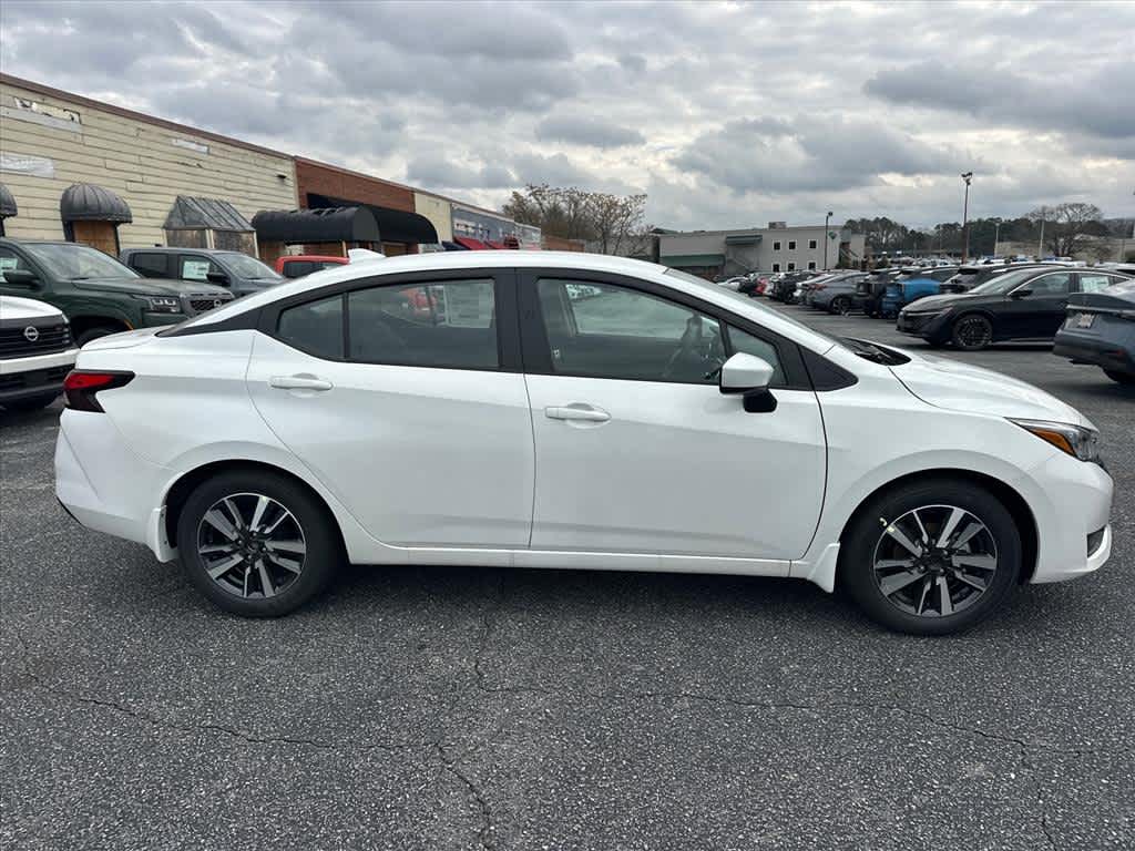 2025 Nissan Versa SV
