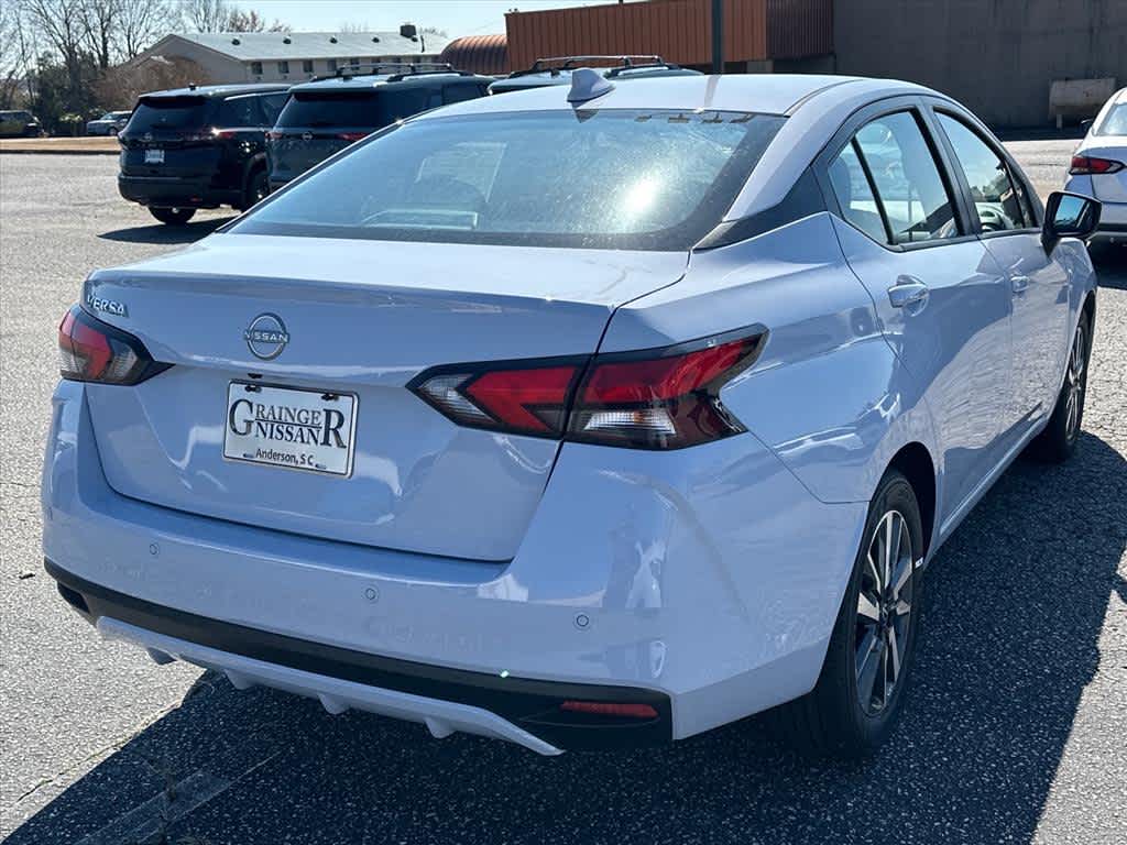 2025 Nissan Versa SV