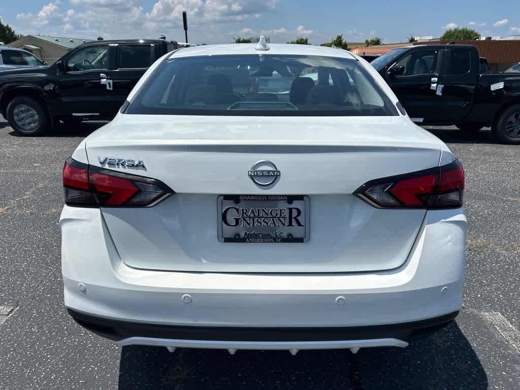 2025 Nissan Versa SV