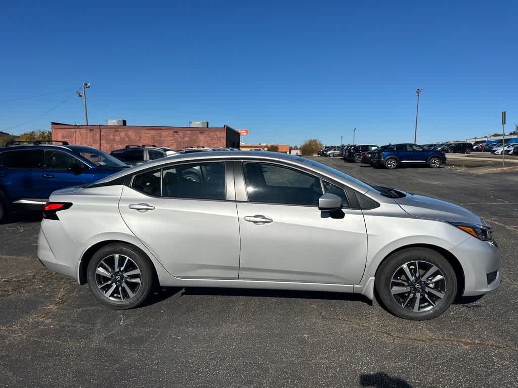 2025 Nissan Versa SV
