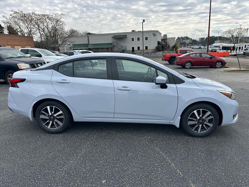 2025 Nissan Versa SV