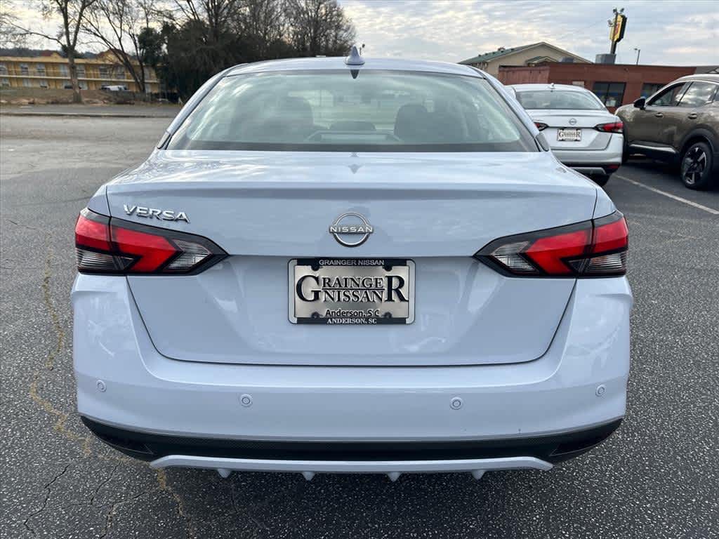 2025 Nissan Versa SV