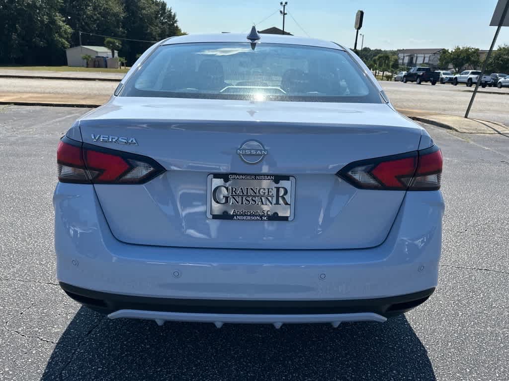 2025 Nissan Versa SV