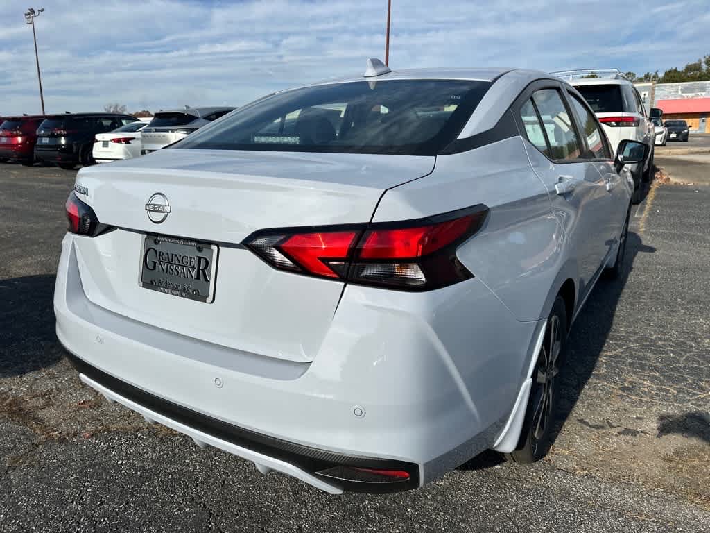 2025 Nissan Versa SV