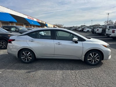 2025 Nissan Versa SV