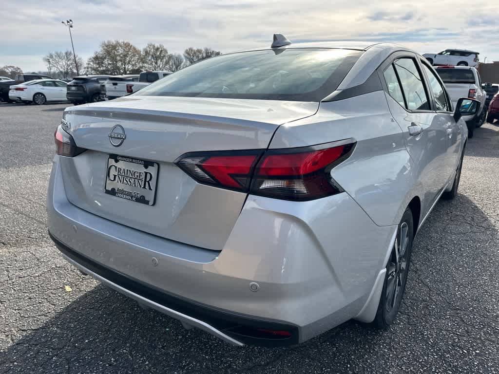 2025 Nissan Versa SV