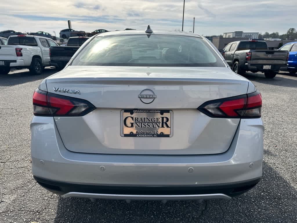 2025 Nissan Versa SV