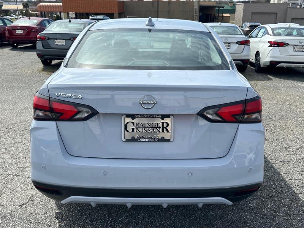 2025 Nissan Versa SV