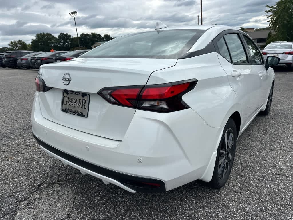2025 Nissan Versa SV