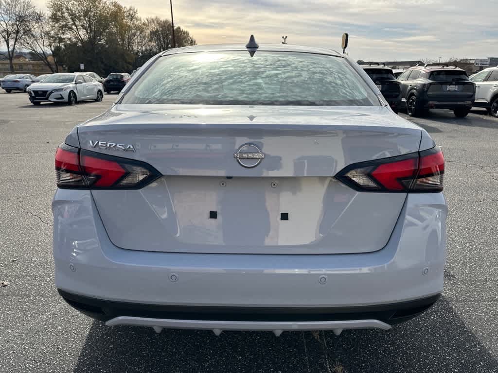 2025 Nissan Versa SV