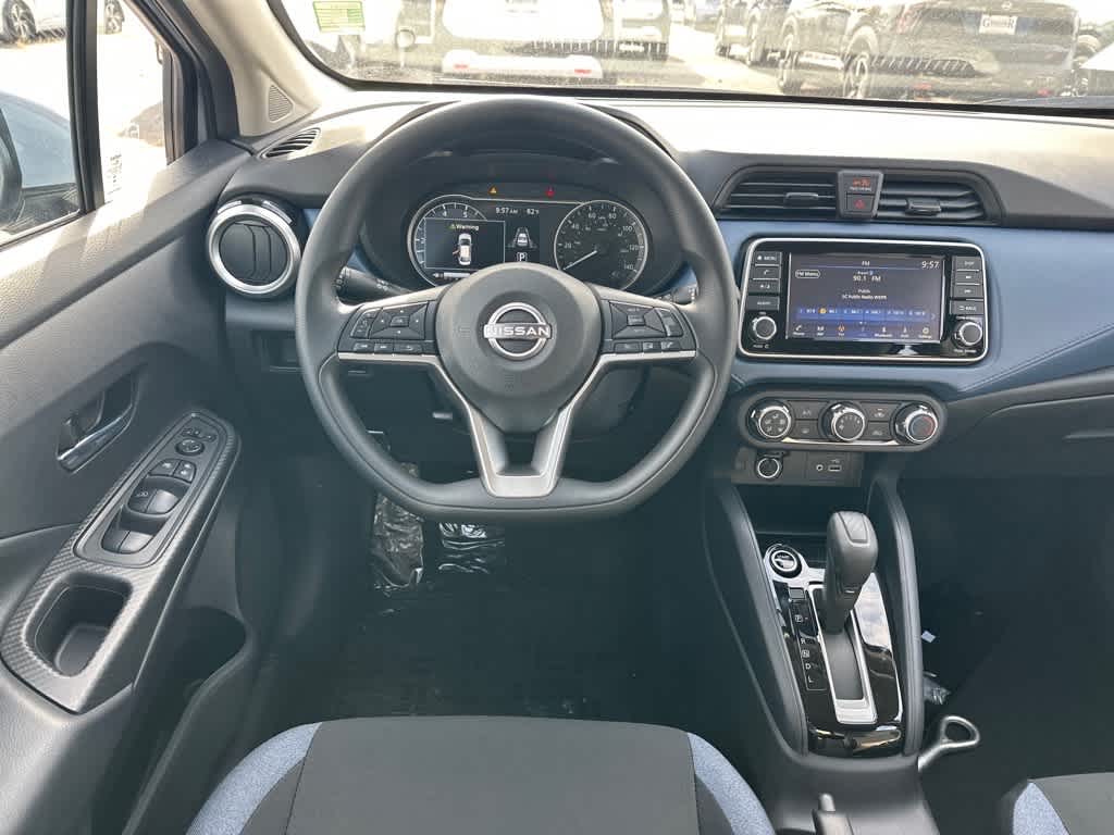 2025 Nissan Versa SV