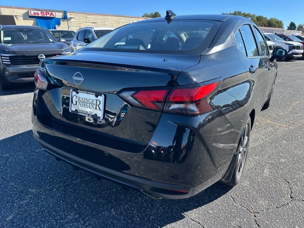 2025 Nissan Versa SV