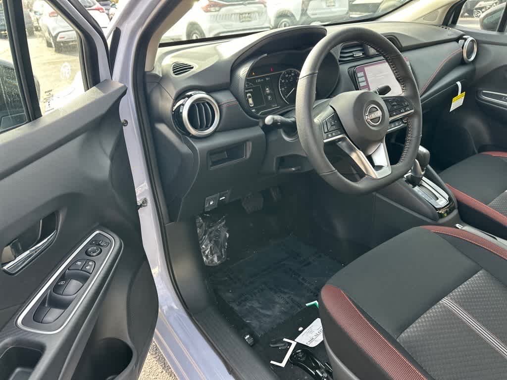 2025 Nissan Versa SR