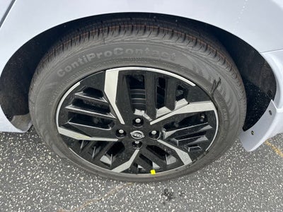 2025 Nissan Versa SR