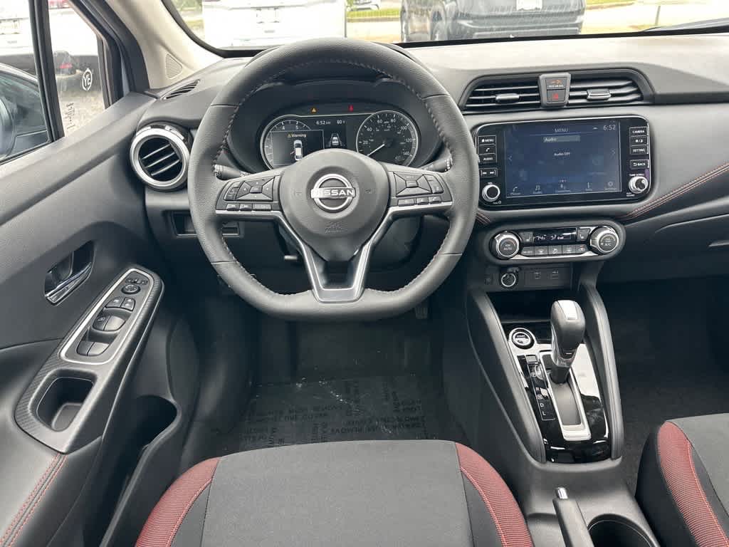 2025 Nissan Versa SR