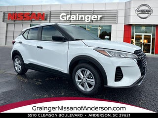 2025 Nissan Kicks Play S