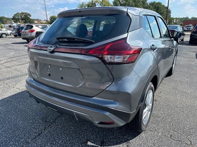 2025 Nissan Kicks Play S