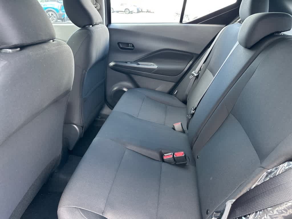 2025 Nissan Kicks Play S