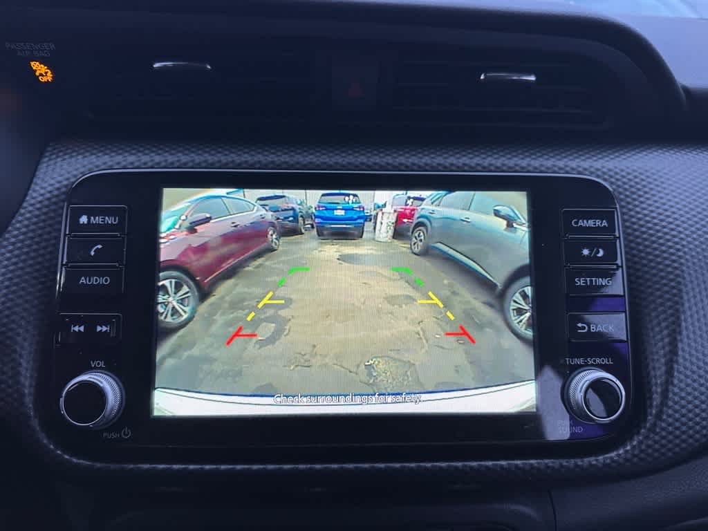 2023 Nissan Kicks SV