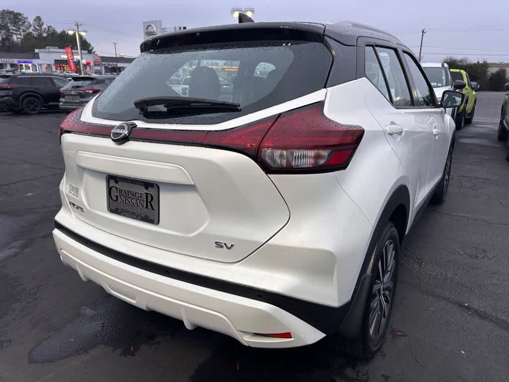 2023 Nissan Kicks SV