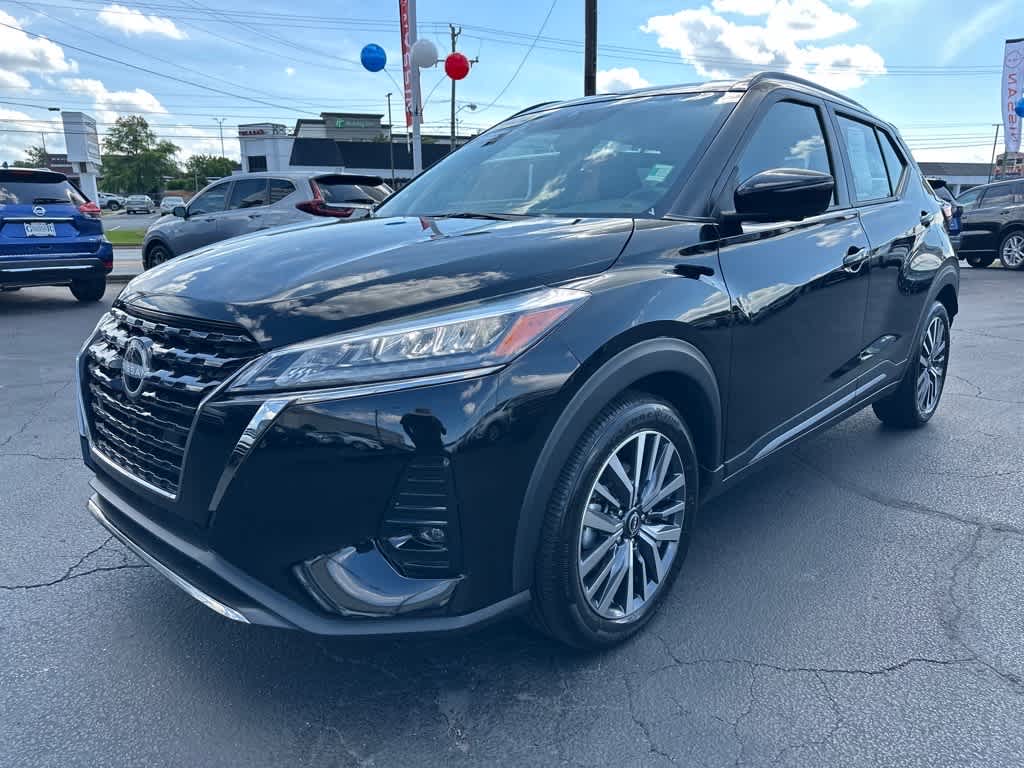 2024 Nissan Kicks SR