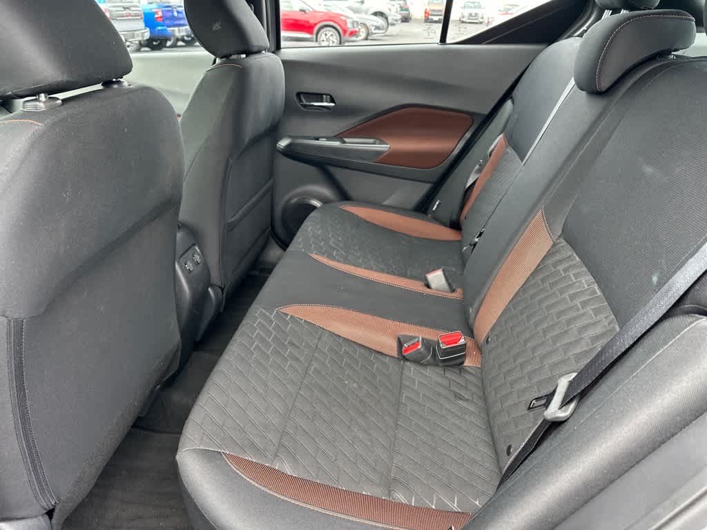 2024 Nissan Kicks SR